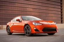 SCION FR-S 2013 17